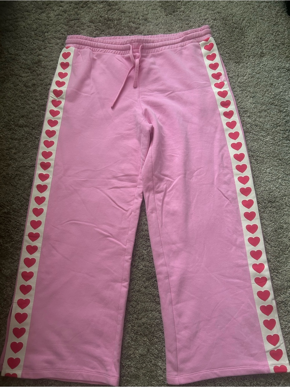 JoyLab Pink Sweatpants with Red Heart-Trim
